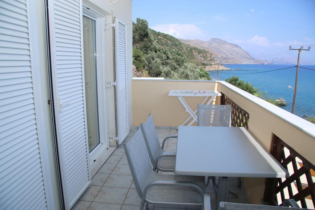 Santa Marina Apartments Rodhákinon Quarto foto