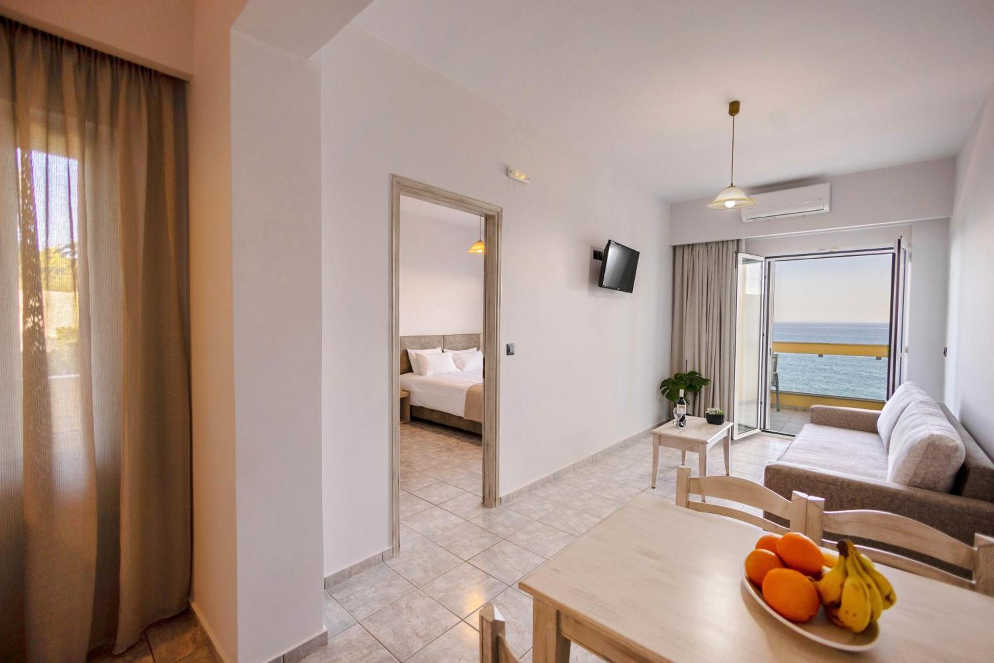 Santa Marina Apartments Rodhákinon Exterior foto